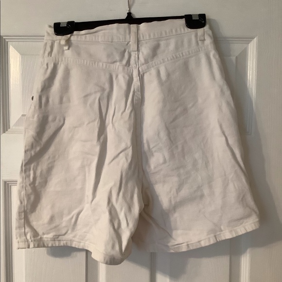 4/$20 - French Dressing Jeanswear Vintage White Denim Highwaisted Shorts - Picture 2 of 6